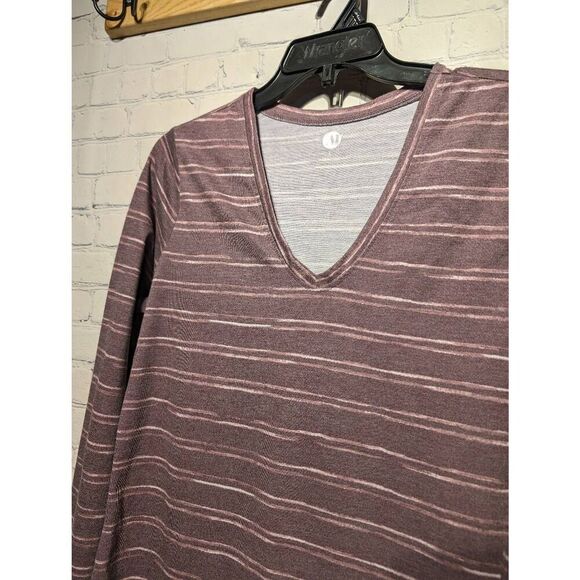 A&1 long sleeved tshirts size large - Picture 3 of 4